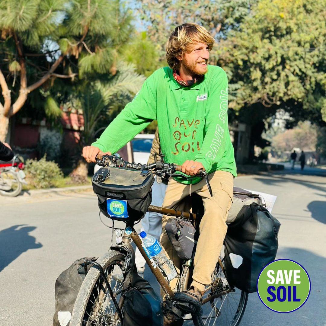 Konstantin Zülske – Cycling Across Continents For 15,000-km to #SaveSoil